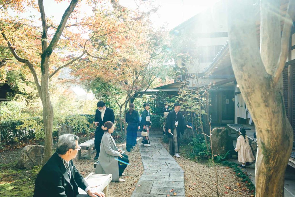 梨木神社での結婚式写真の出張撮影持ち込みカメラマン