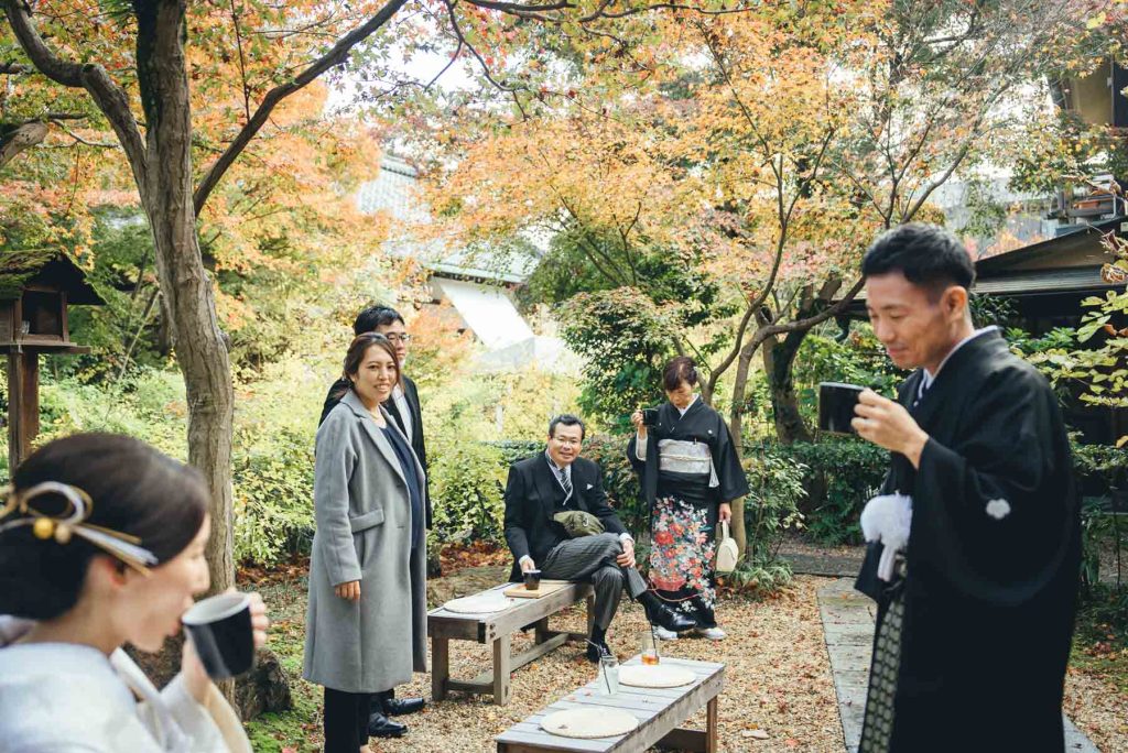 梨木神社での結婚式写真の出張撮影持ち込みカメラマン