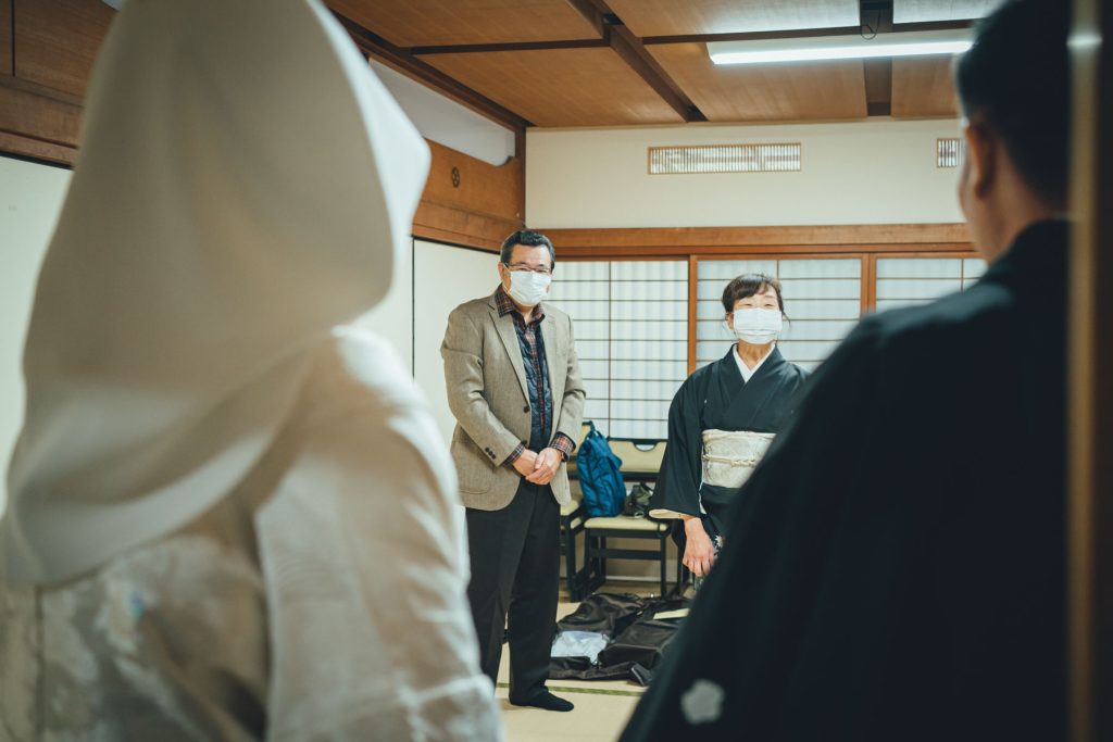 梨木神社での結婚式写真の出張撮影持ち込みカメラマン