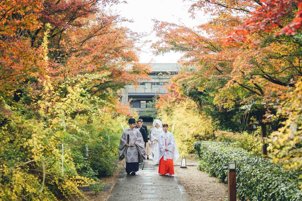 梨木神社での結婚式写真の出張撮影持ち込みカメラマン